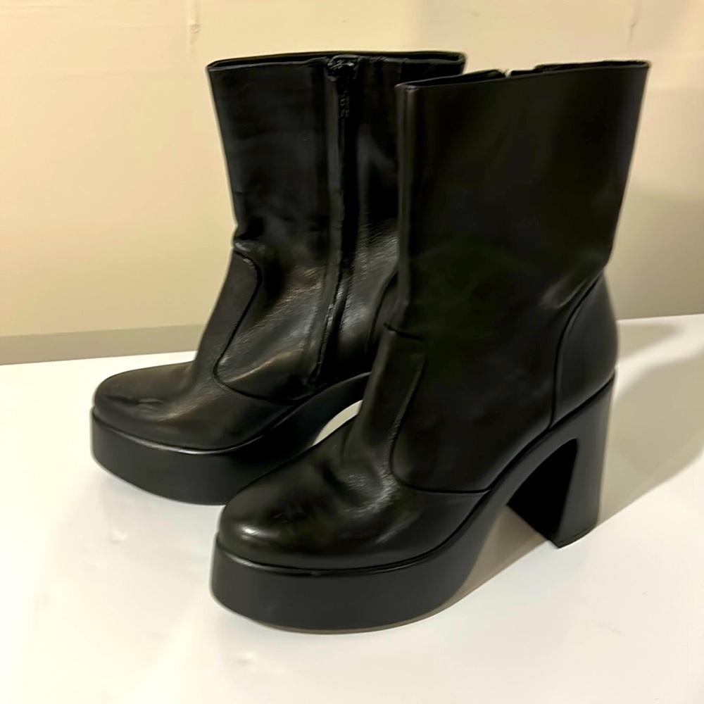 Geoffrey Campbell black boots size 9.5